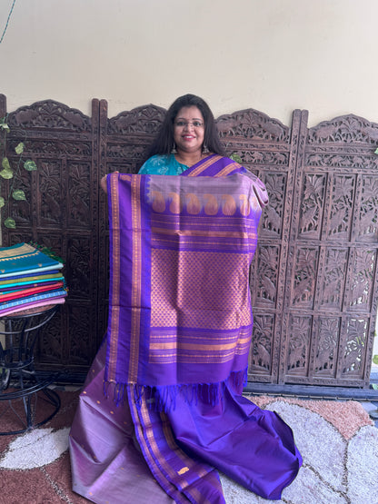 Lavender Gadwal Silk Saree with Gold Zari Border — Pure Handloom | Silk Mark Certified