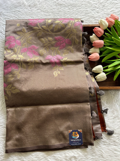 Semi Raw Silk Saree Gray Colored Complemented with a Borderless. - Sampradaya Designer Studio