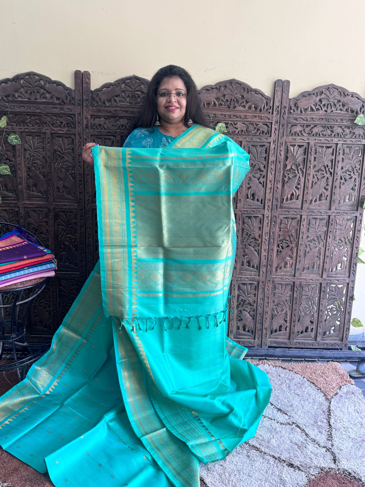Green Gadwal Silk Saree with Gold Zari Border — Pure Handloom | Silk Mark Certified