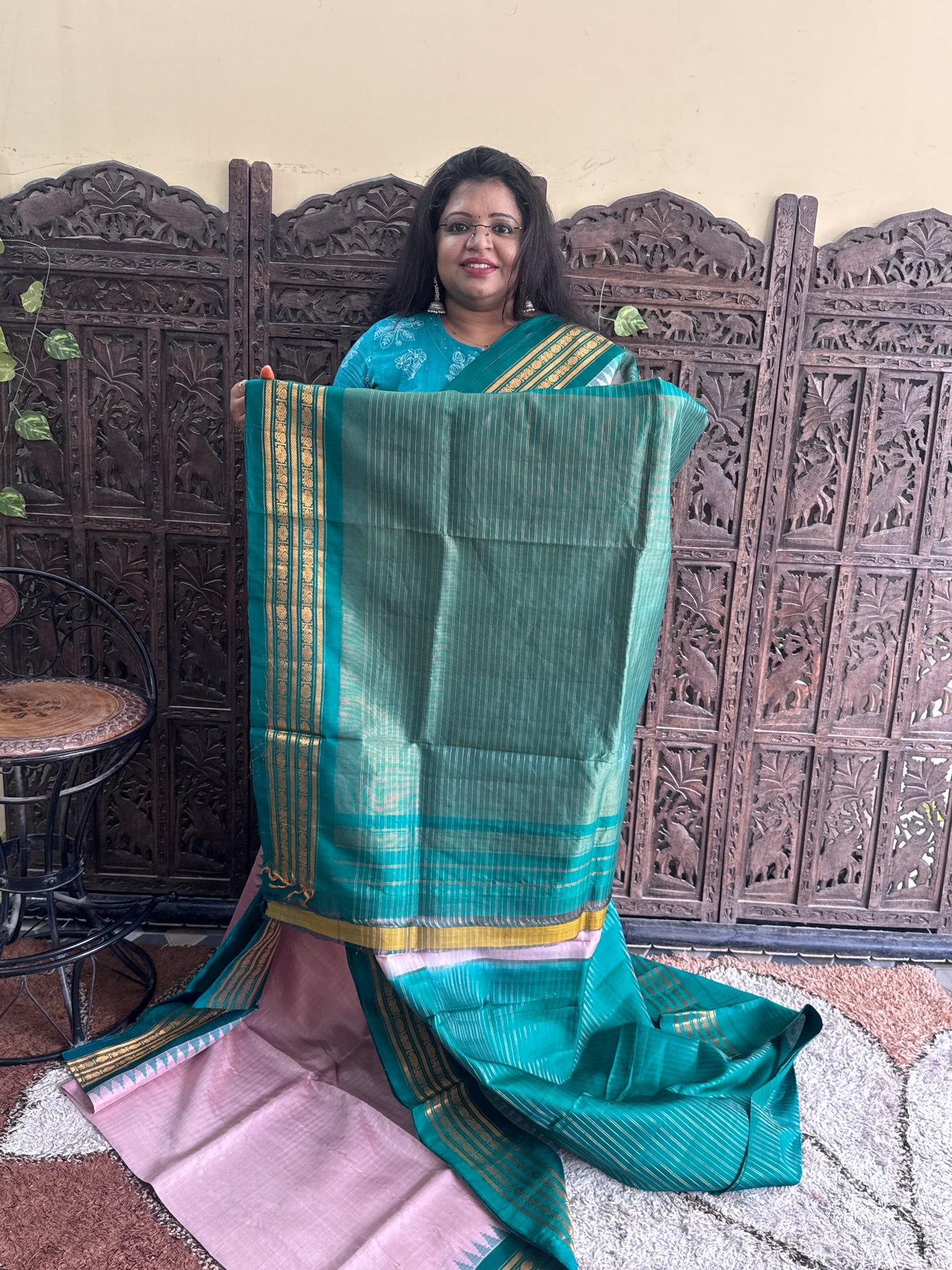 Onion Pink Gadwal Silk Saree with Gold Zari Border — Pure Handloom | Silk Mark Certified