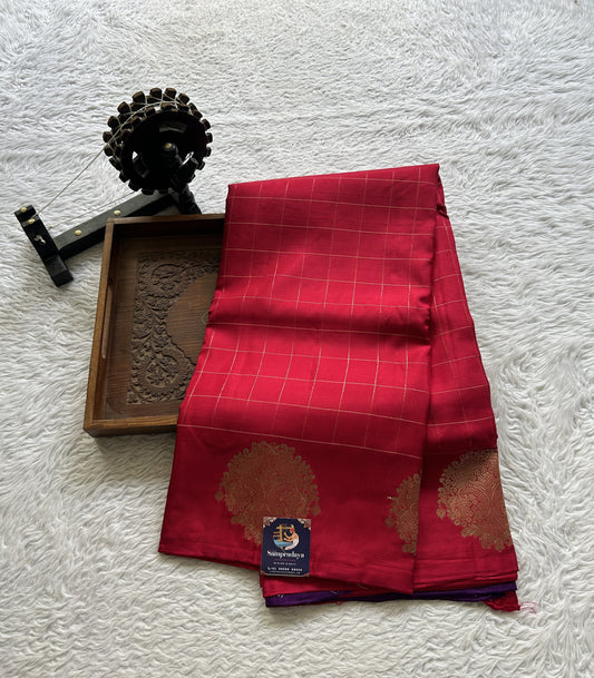 Mona Silk Checks Saree Pink Colored Complemented with a Buti Border. - Sampradaya Designer Studio