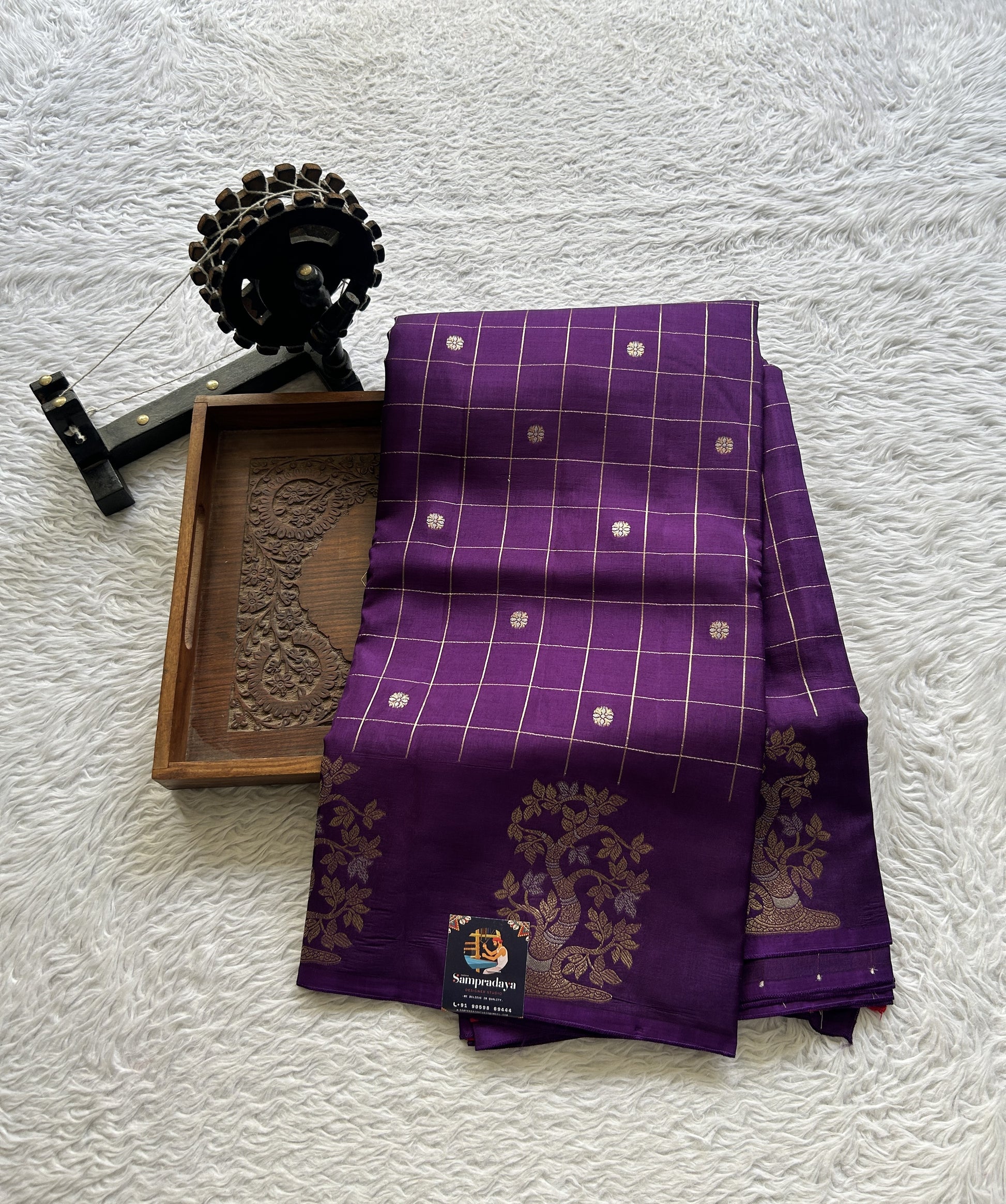 Mona Silk Checks Saree Violet Colored Complemented with a Buti Border. - Sampradaya Designer Studio