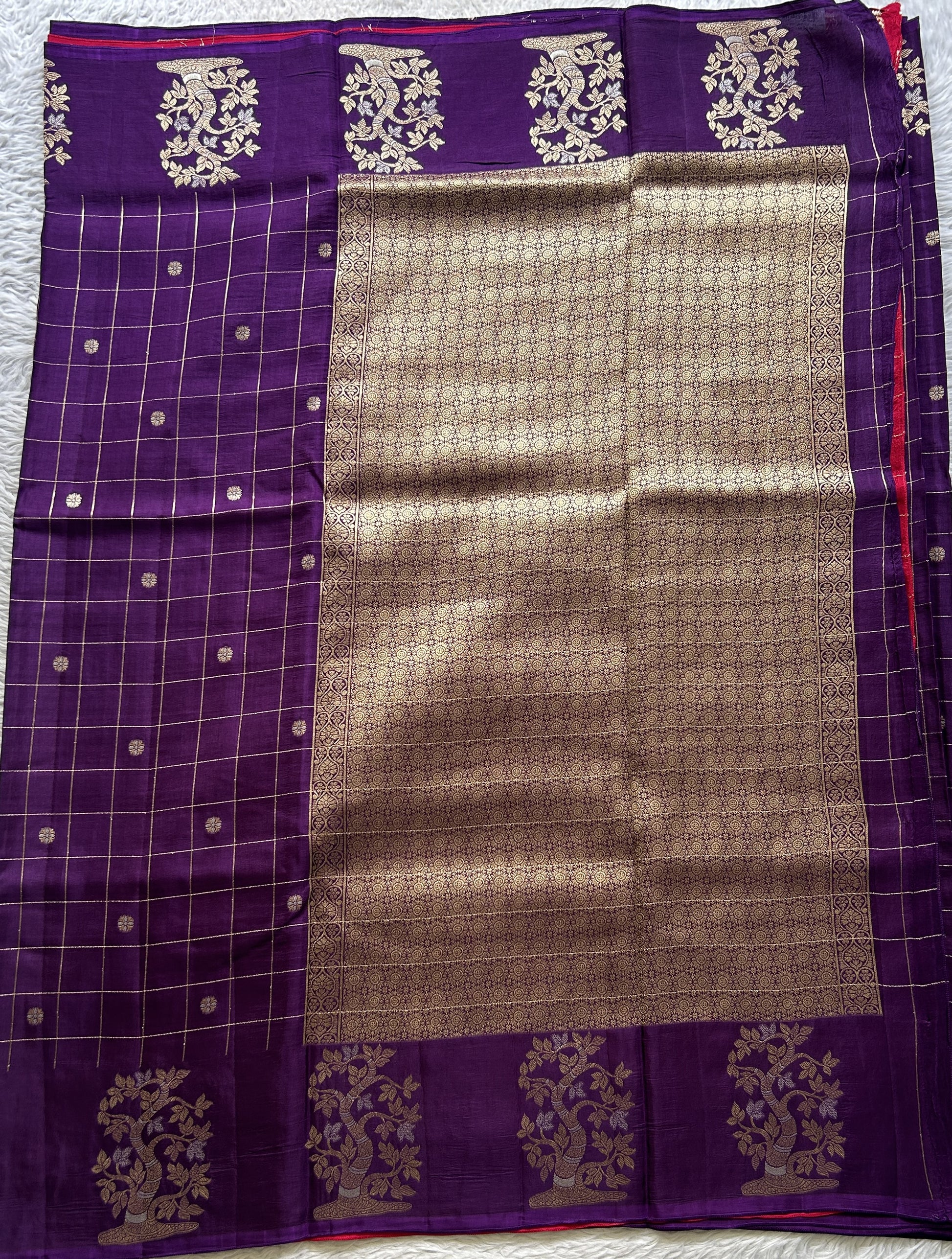 Mona Silk Checks Saree Violet Colored Complemented with a Buti Border. - Sampradaya Designer Studio