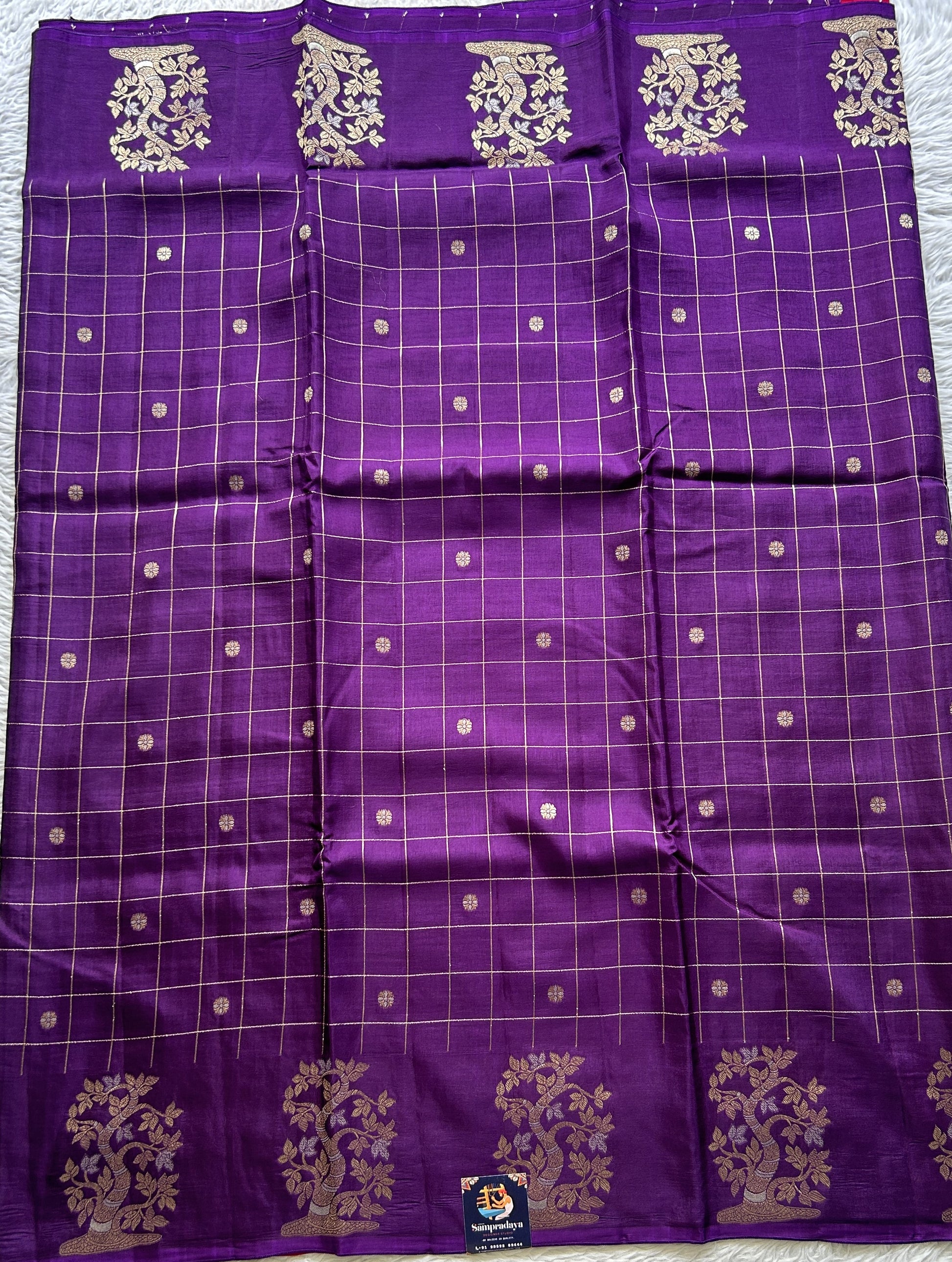 Mona Silk Checks Saree Violet Colored Complemented with a Buti Border. - Sampradaya Designer Studio