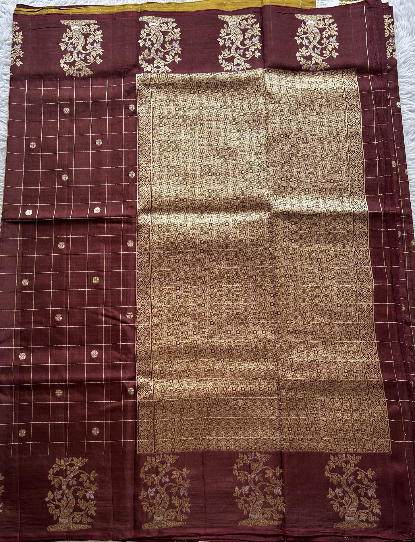 Mona Silk Checks Saree Brown Colored Complemented with a Buti Border. - Sampradaya Designer Studio