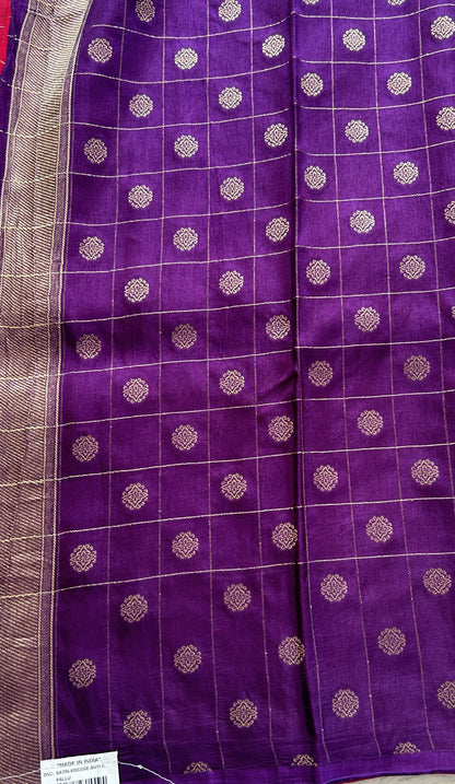 Mona Silk Checks Saree Pink Colored Complemented with a Buti Border. - Sampradaya Designer Studio
