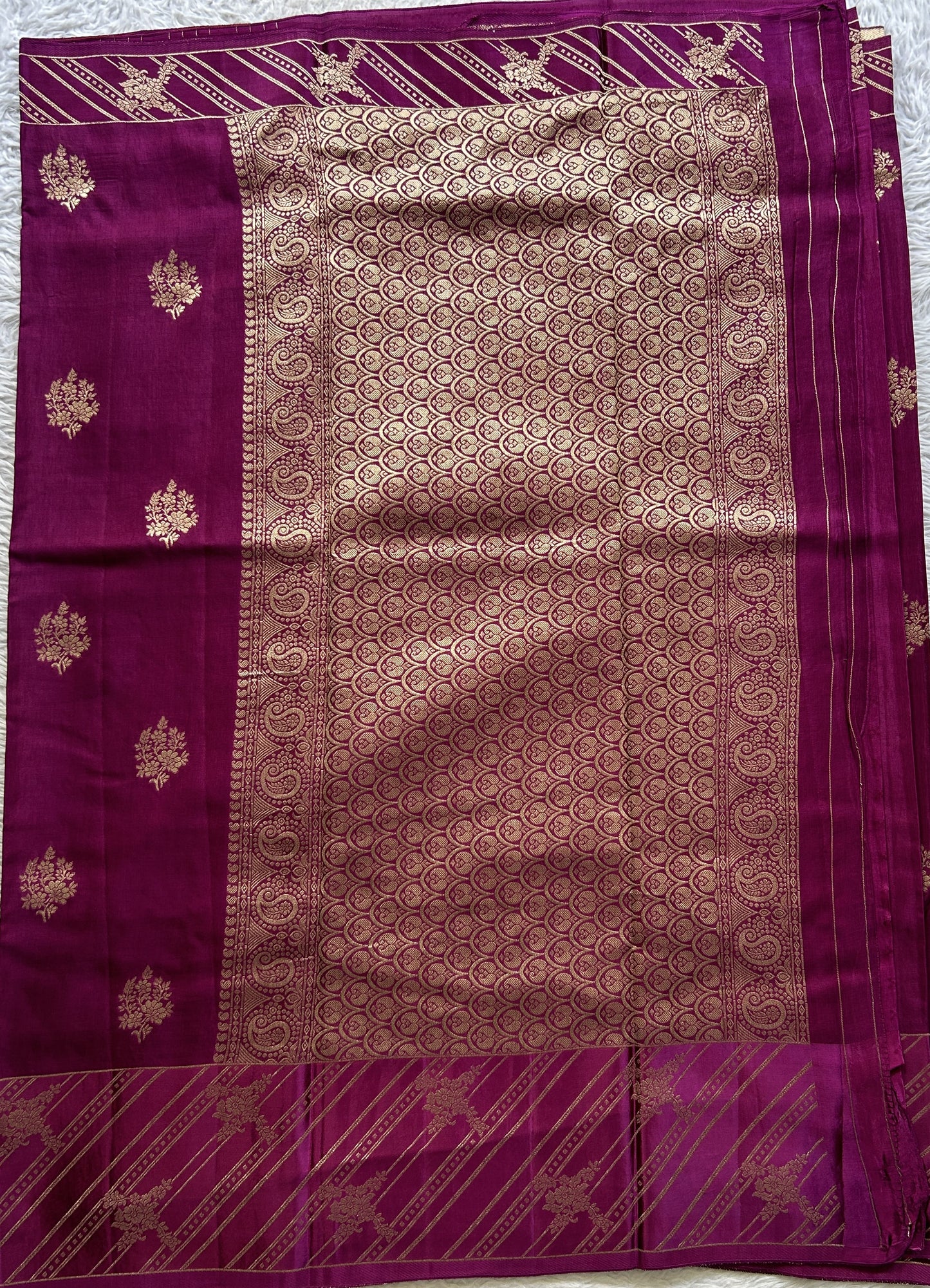 Mona Silk Saree Purple Colored Complemented with a Mushrur Border. - Sampradaya Designer Studio