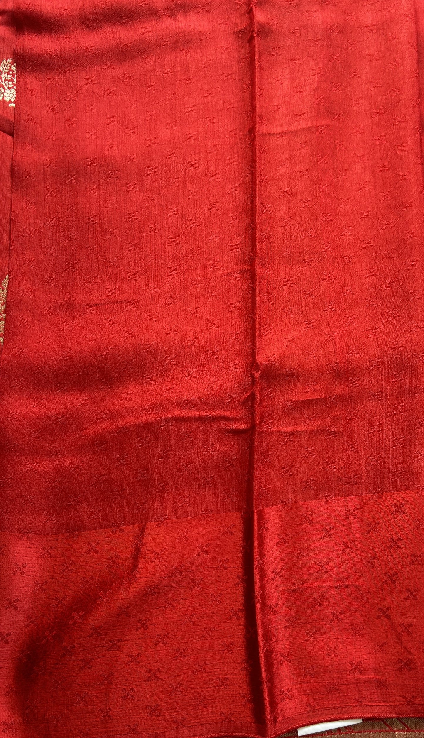 Mona Silk Saree Red Colored Complemented with a Mushrur Border. - Sampradaya Designer Studio