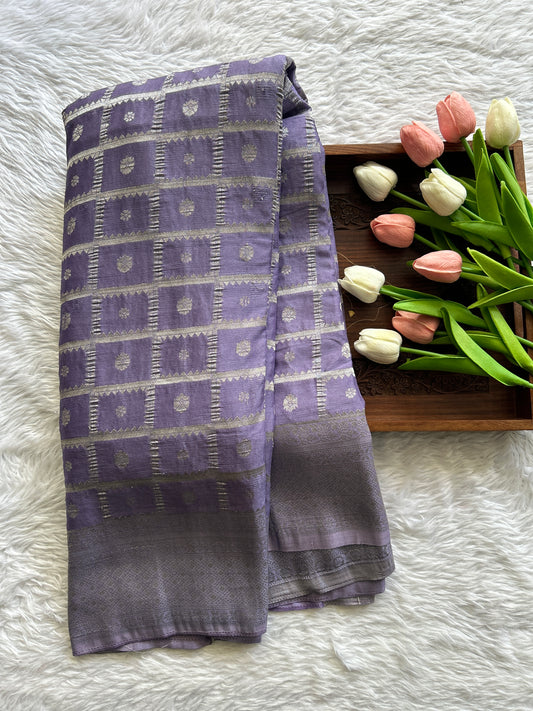 Semi Georgette Saree Lilac Colored Complemented with a Zari Border. - Sampradaya Designer Studio