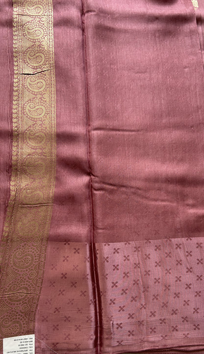 Mona Silk Saree Onion Pink Colored Complemented with a Mushrur Border. - Sampradaya Designer Studio