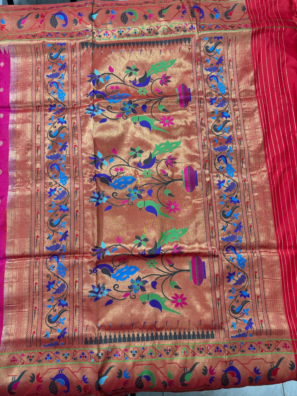 Narayanpet Silk Saree Pink Colored Complemented with a Pink Zari Border.