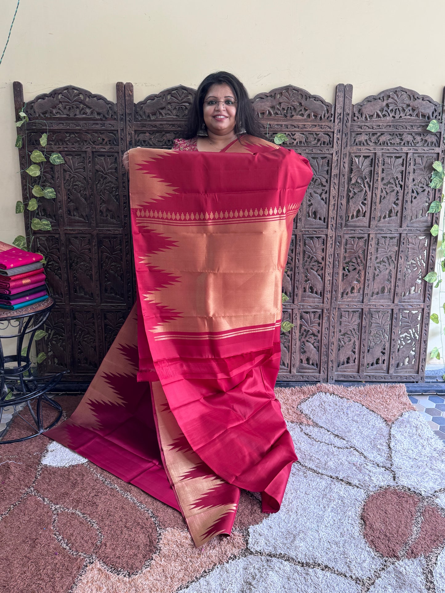 Pure Kanjivaram Silk Saree | Maroon With Gold Zari Border | Handloom | Silk Mark Certified