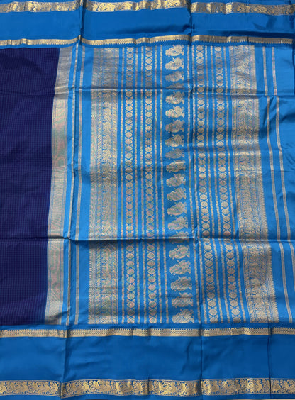 Narayanpet Silk Saree Navy Blue Colored Complemented with a Blue Zari Border.