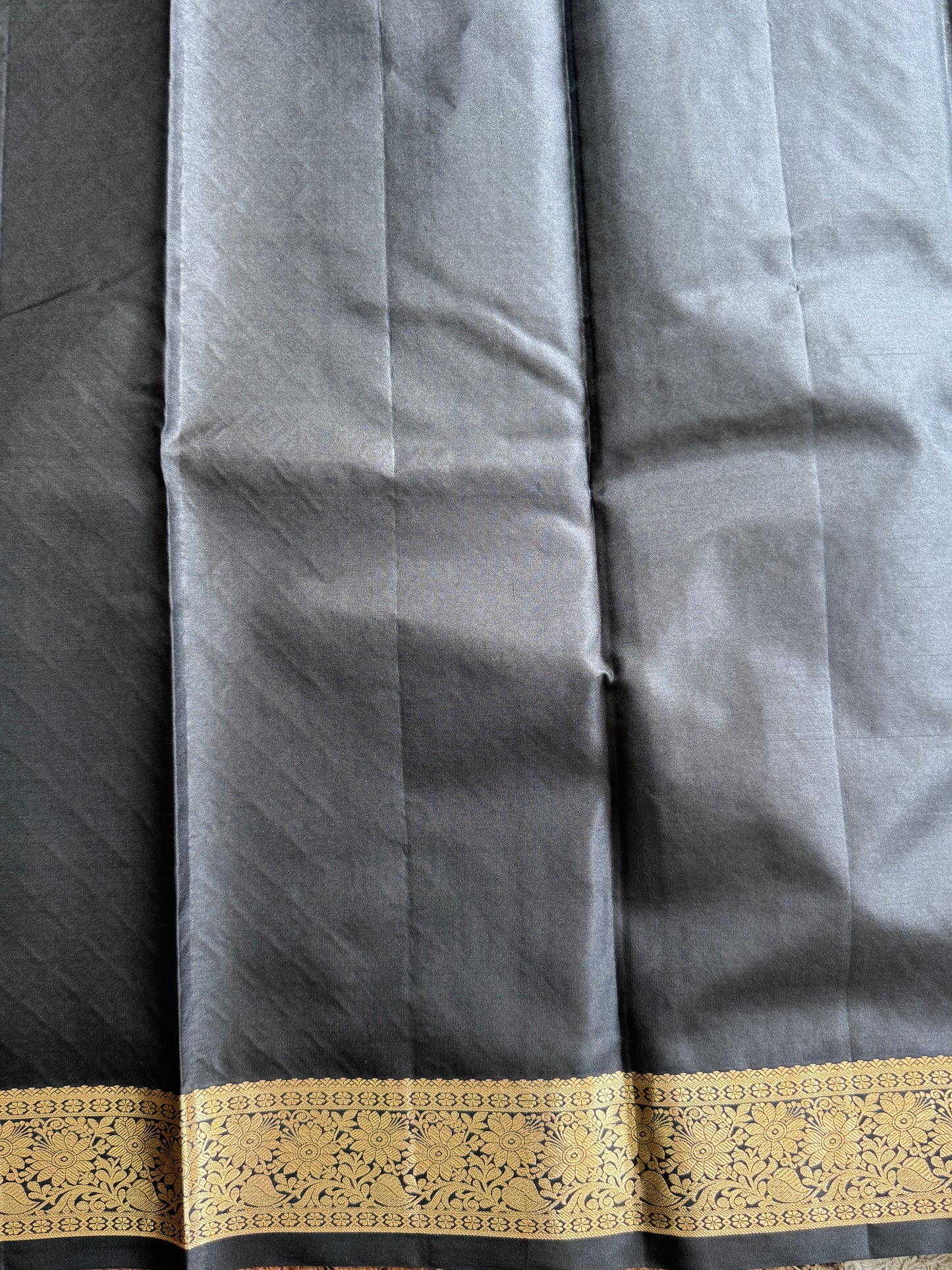 Pure Kanjivaram Silk Saree |Black With Gold Zari Border | Handloom | Silk Mark Certified
