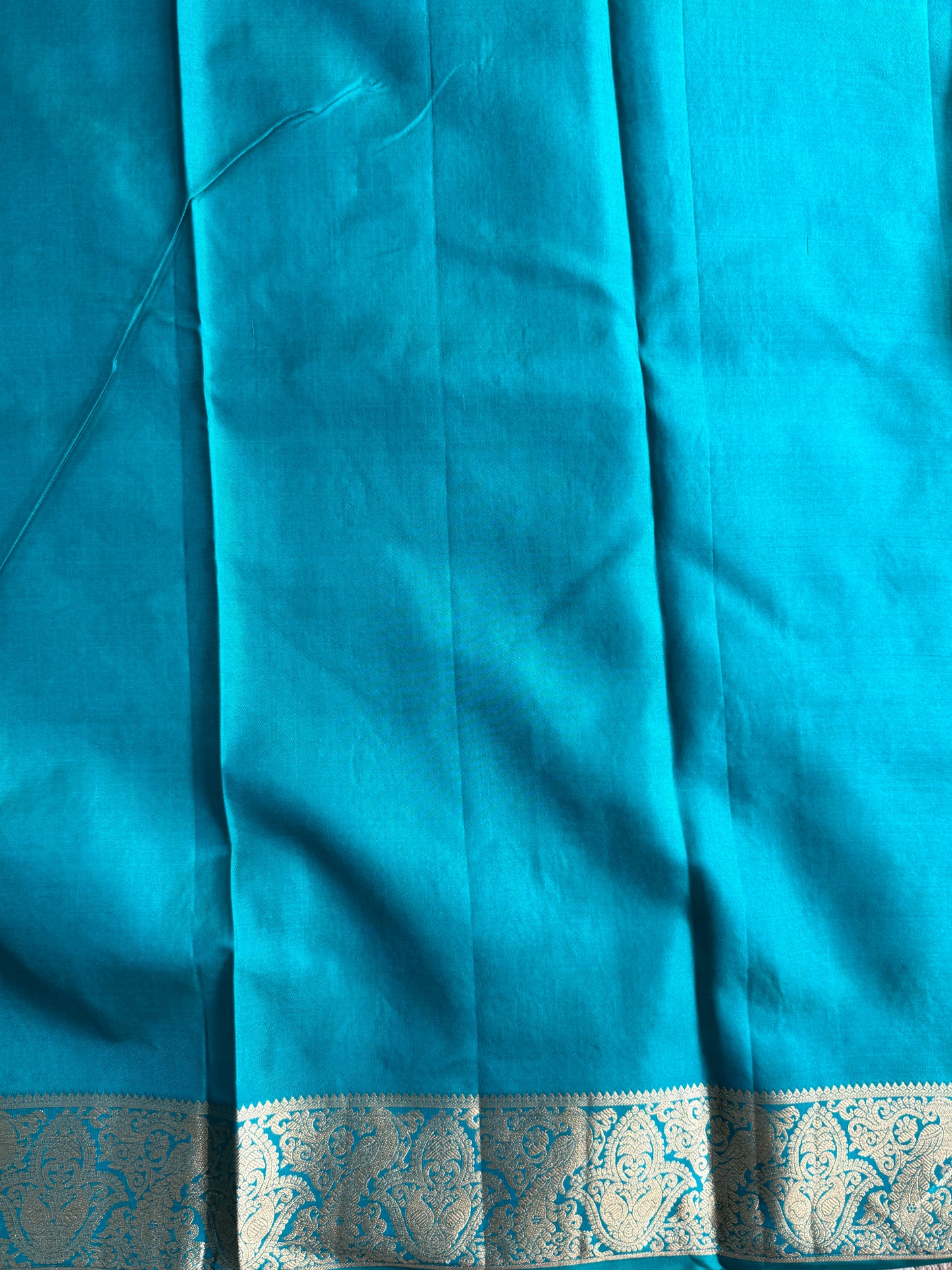 Pure Kanjivaram Silk Saree |Green With Gold Zari Border | Handloom | Silk Mark Certified