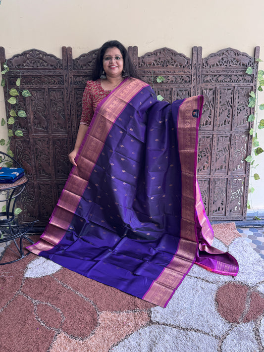 Pure Kanjivaram Silk Saree | Violet With Gold Zari Border | Handloom | Silk Mark Certified
