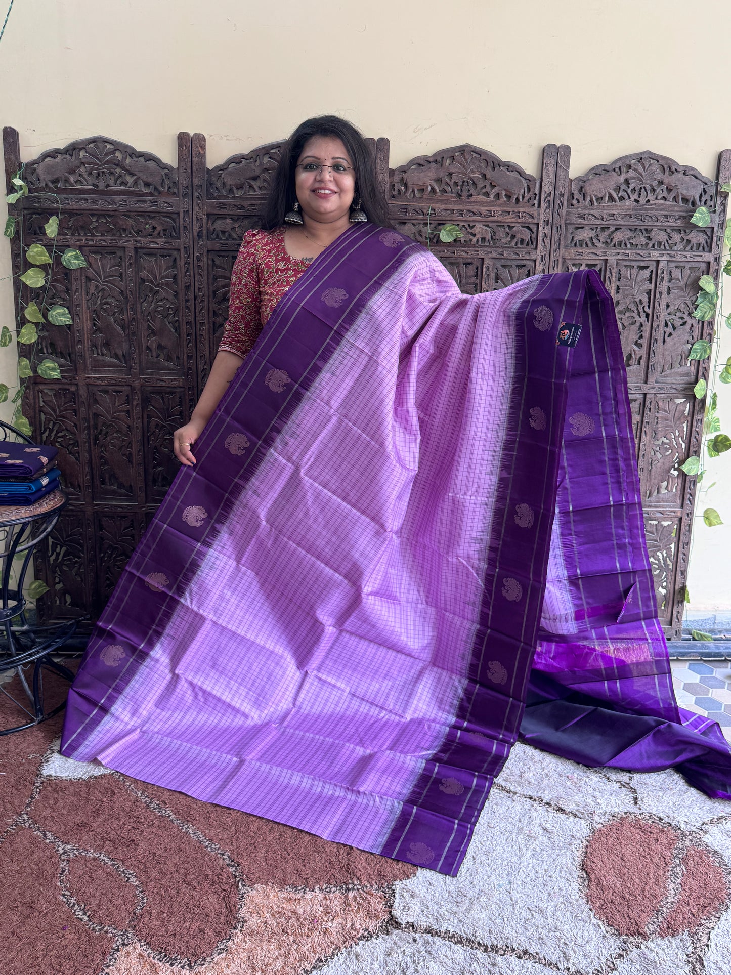 Lavender Pure Kanjivaram Silk Saree | Gap Border With Peacock Butta | Handloom | Silk Mark Certified