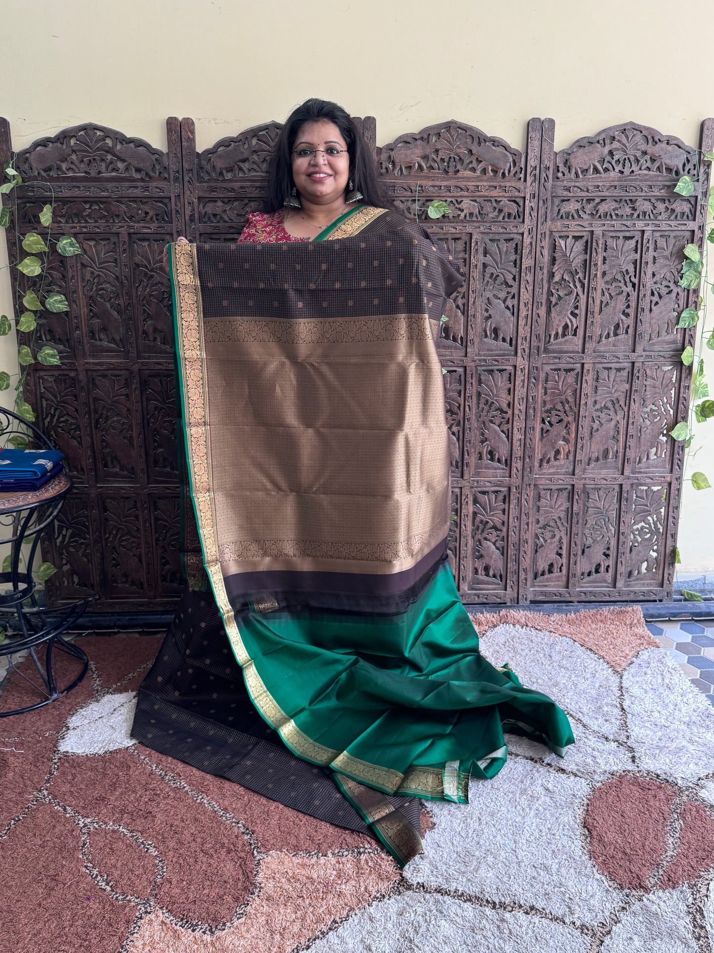 Pure Kanjivaram Silk Saree |Dark Brown With Gold Zari Border | Handloom | Silk Mark Certified