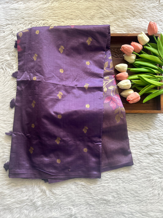 Semi Raw Silk Saree Lavender Colored Complemented with a Borderless. - Sampradaya Designer Studio