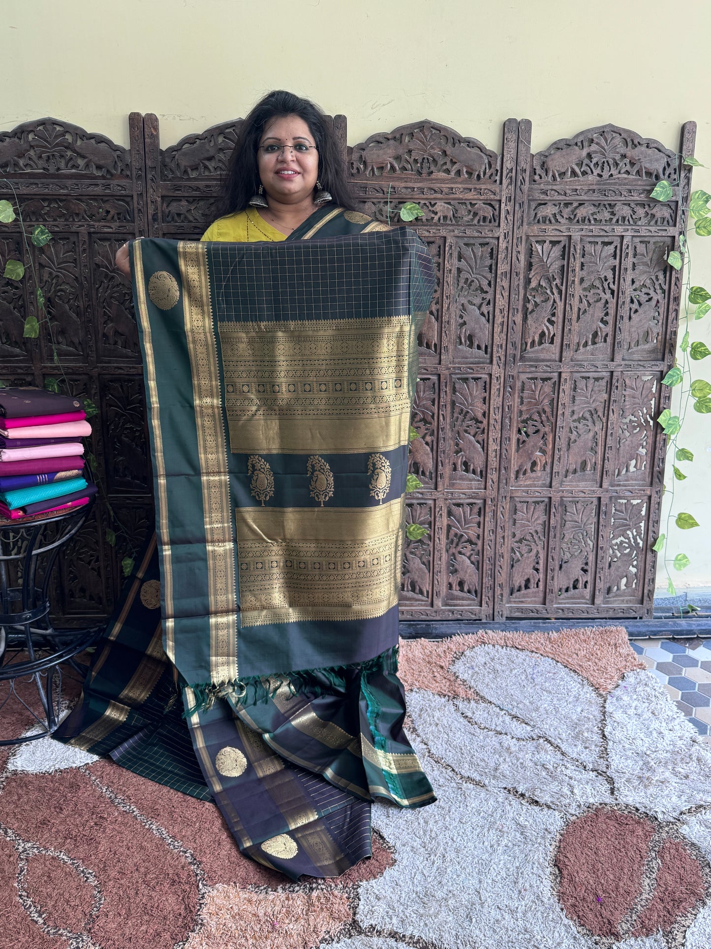 Bottle Green Pure Kanjivaram Silk Saree | Gap Border With Peacock Butta | Handloom | Silk Mark Certified