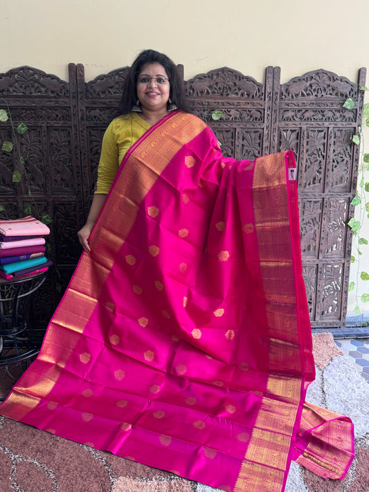 Pure Kanjivaram Silk Saree | Rani Pink With Gold Zari Border | Handloom | Silk Mark Certified