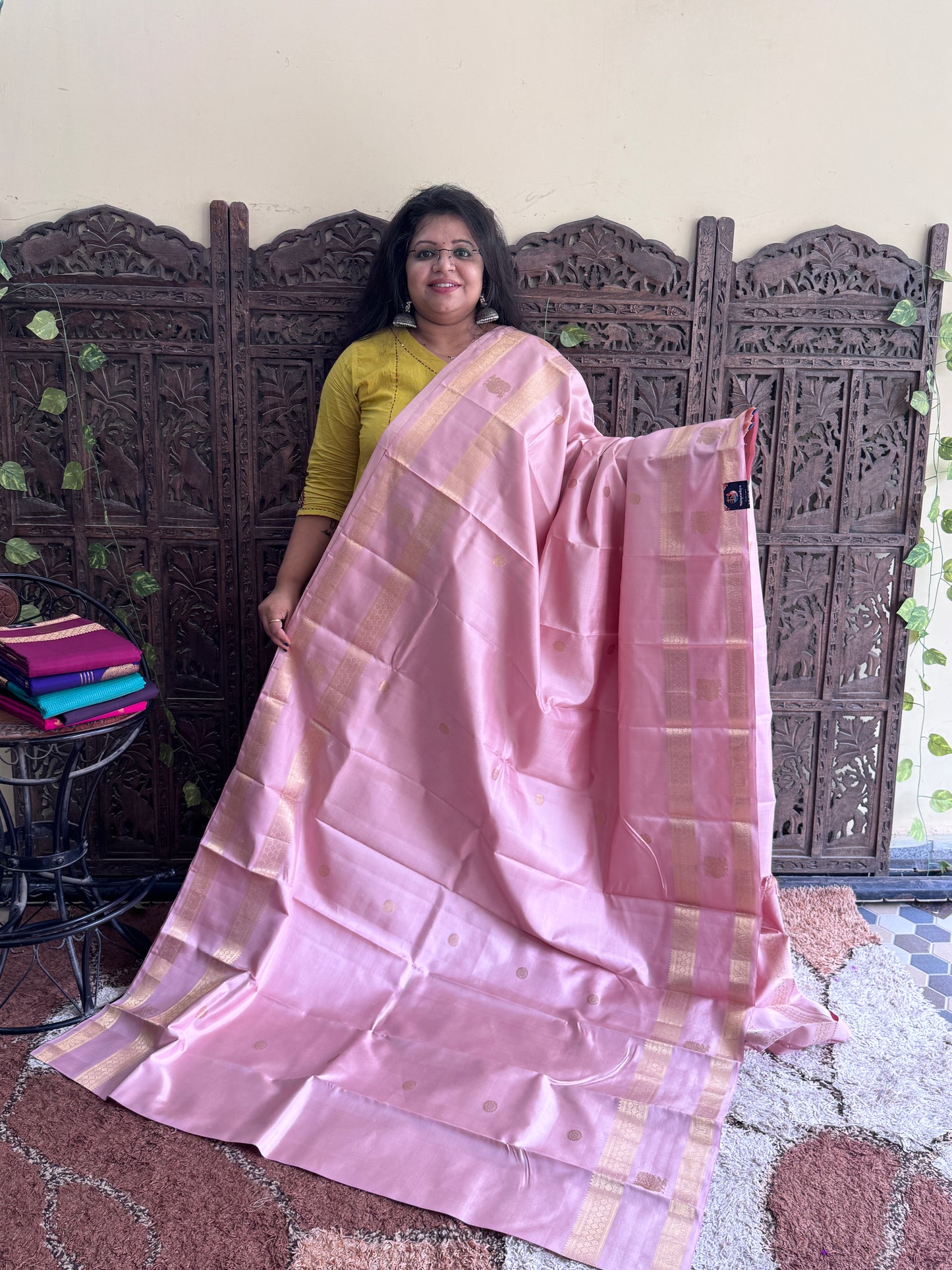 Peach Green Pure Kanjivaram Silk Saree | Gap Border With Peacock Butta | Handloom | Silk Mark Certified (Copy)