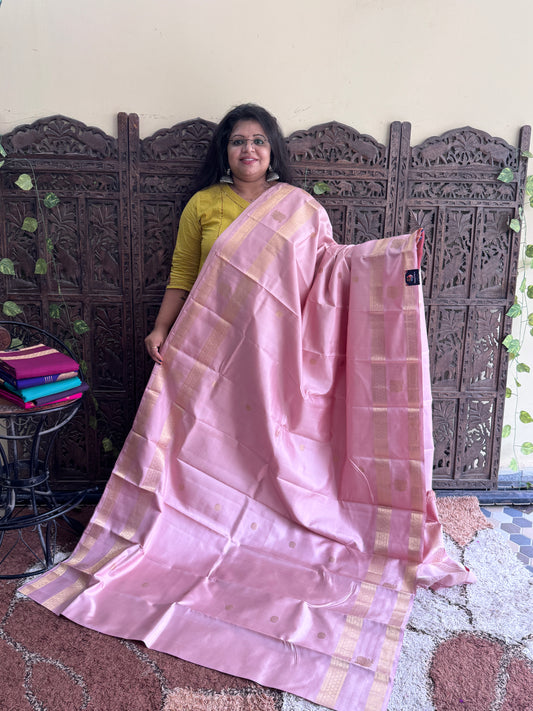 Peach Green Pure Kanjivaram Silk Saree | Gap Border With Peacock Butta | Handloom | Silk Mark Certified (Copy)