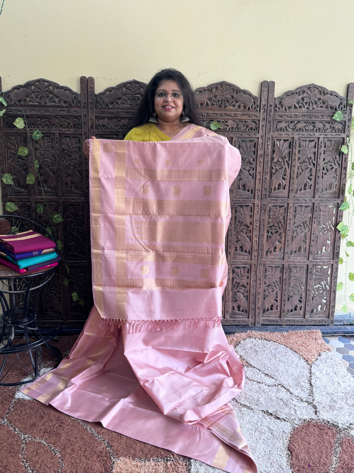Peach Green Pure Kanjivaram Silk Saree | Gap Border With Peacock Butta | Handloom | Silk Mark Certified (Copy)