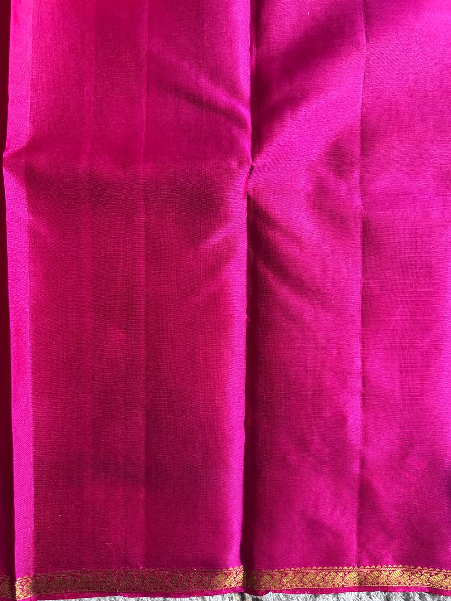 Pure Kanjivaram Silk Saree | Rani Pink With Gold Zari Border | Handloom | Silk Mark Certified