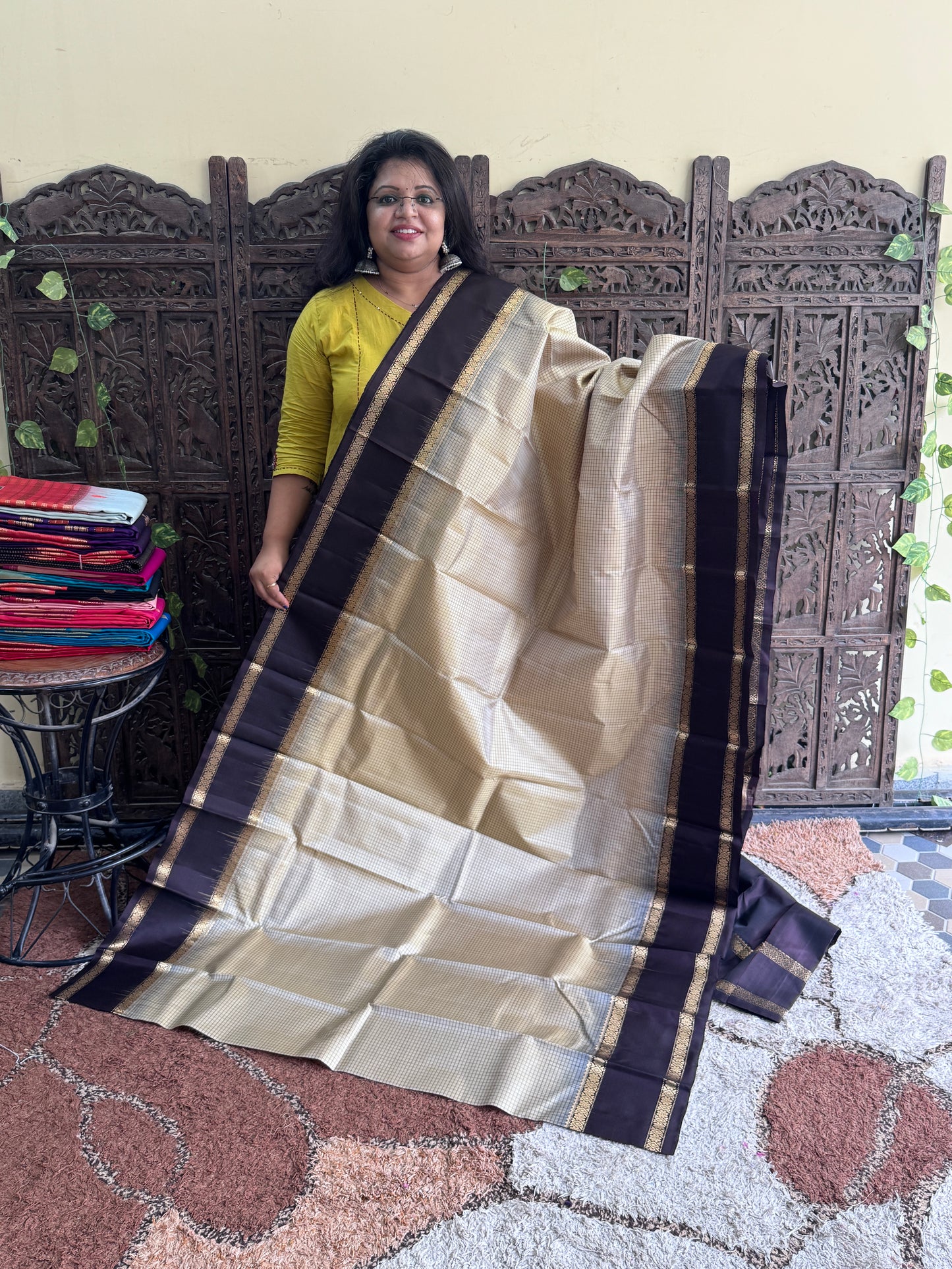 Beage Pure Kanjivaram Silk Saree | Gap Border With Peacock Butta | Handloom | Silk Mark Certified