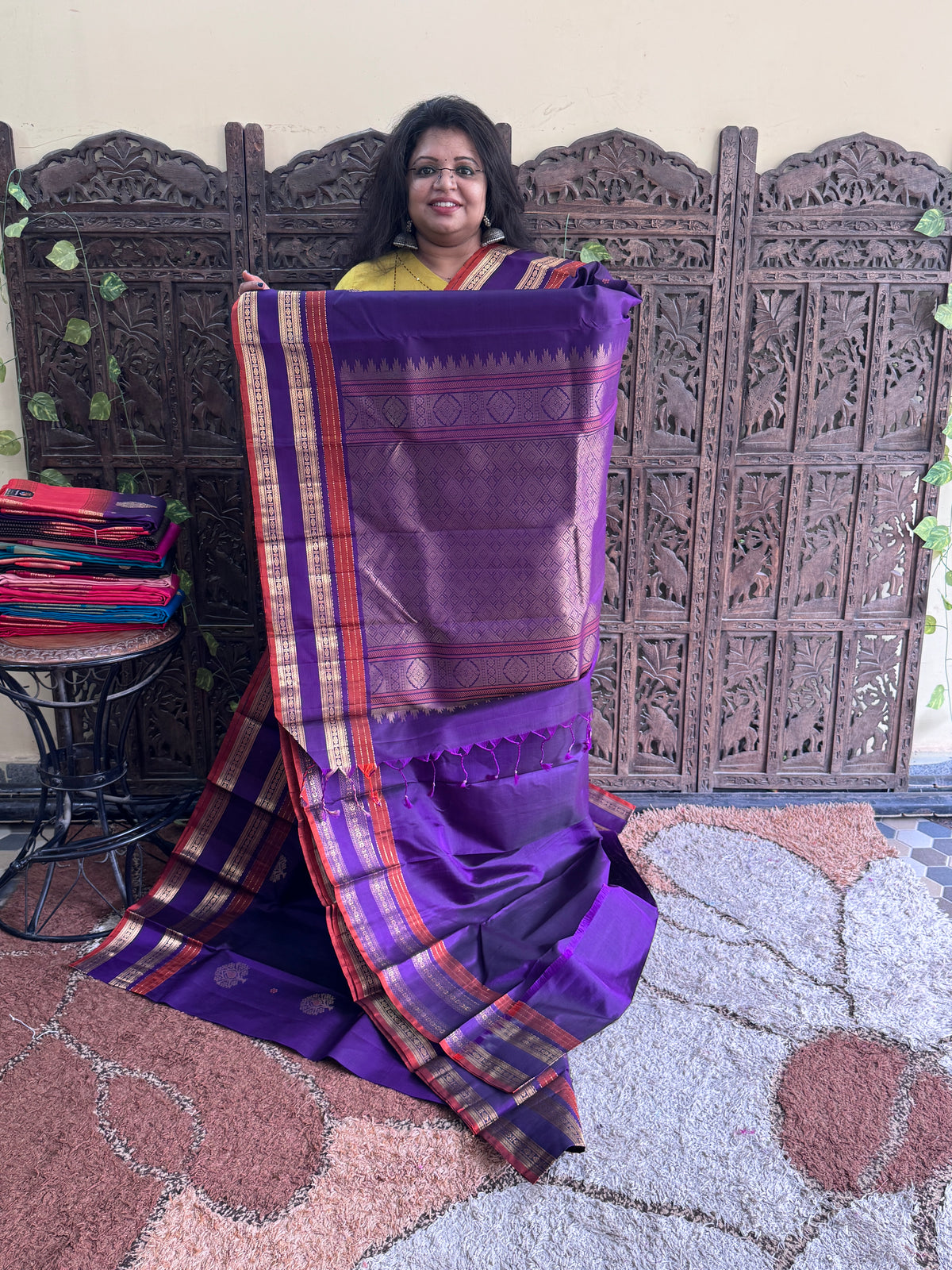 Violet Pure Kanjivaram Silk Saree | Gap Border With Peacock Butta | Handloom | Silk Mark Certified