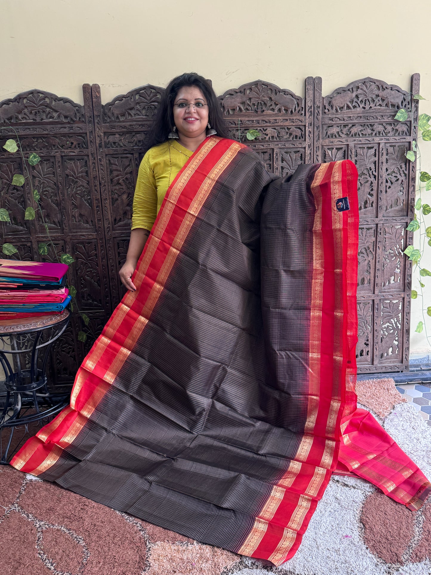Black Green Pure Kanjivaram Silk Saree | Gap Border With Peacock Butta | Handloom | Silk Mark Certified