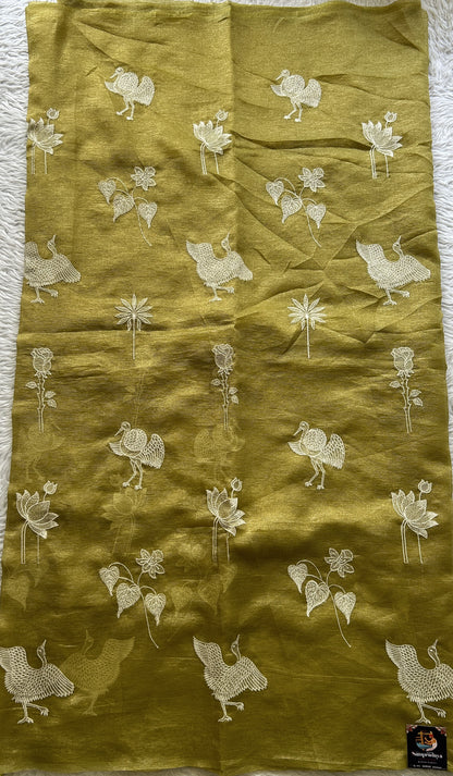 Banarasi Fancy Crushed Saree Leaf Green Colored Complemented with a Borderless. - Sampradaya Designer Studio