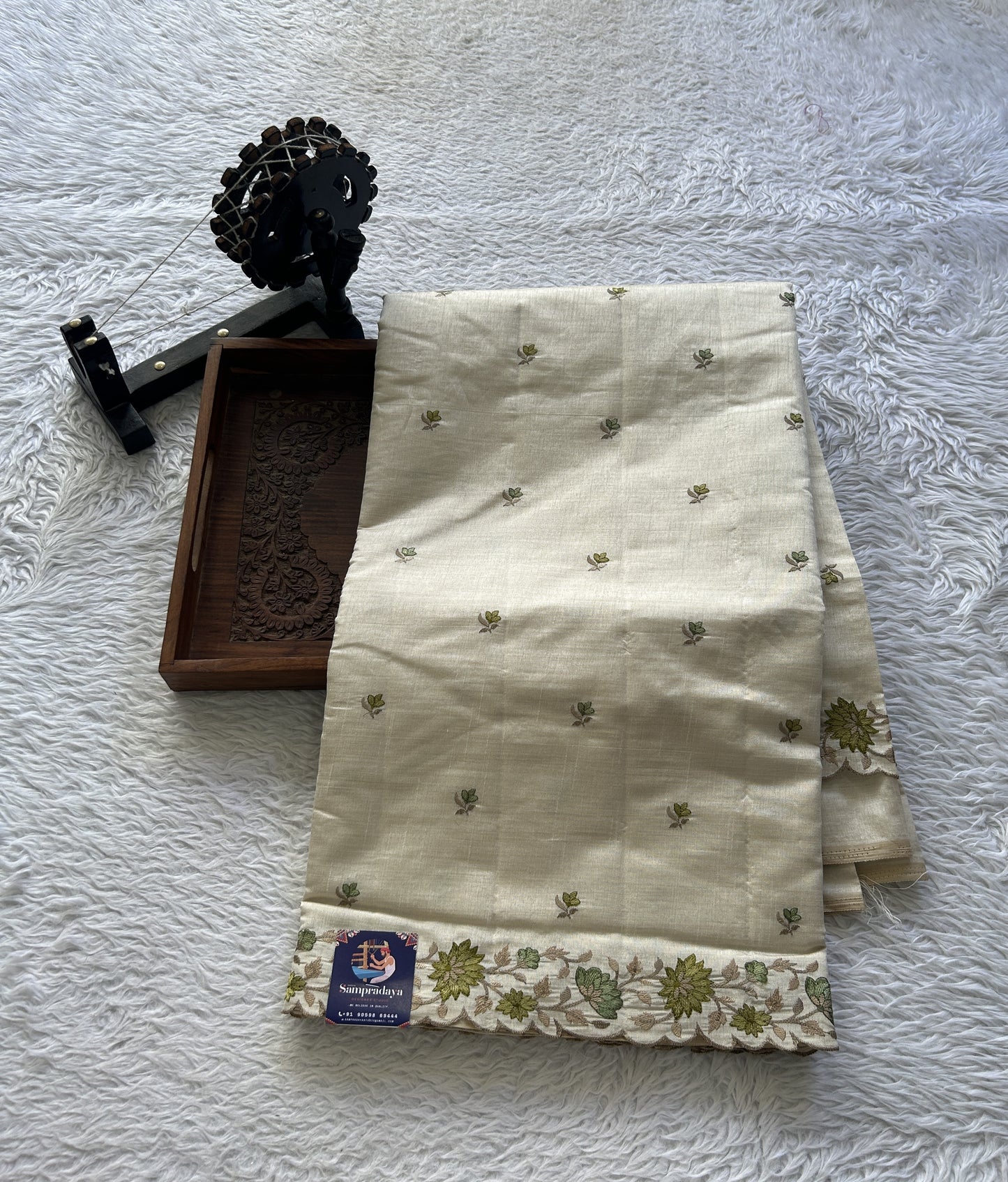 Semi Tussar Saree Off White Colored complemented with a Embroidered Scallop Border. - Sampradaya Designer Studio
