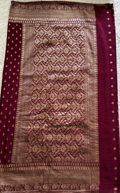 Semi Georgette Saree Magenta Colored Complemented with a Zari Border. - Sampradaya Designer Studio