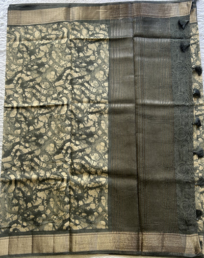 Dola Crepe Saree Gray Colored Elegantly Paired with a Zari Border. - Sampradaya Designer Studio