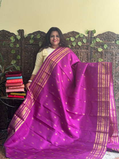 Pure Kanjivaram Silk Saree Purple Colored Complemented with Gold Zari Weaving Border. - Sampradaya Designer Studio
