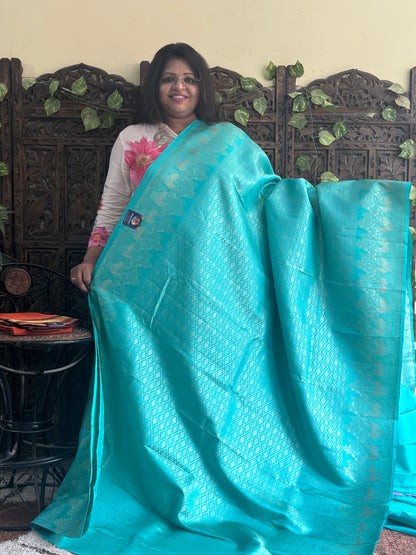 Pure Kanjivaram Silk Saree Sky Blue Colored Complemented with Gold Zari Weaving Border. - Sampradaya Designer Studio