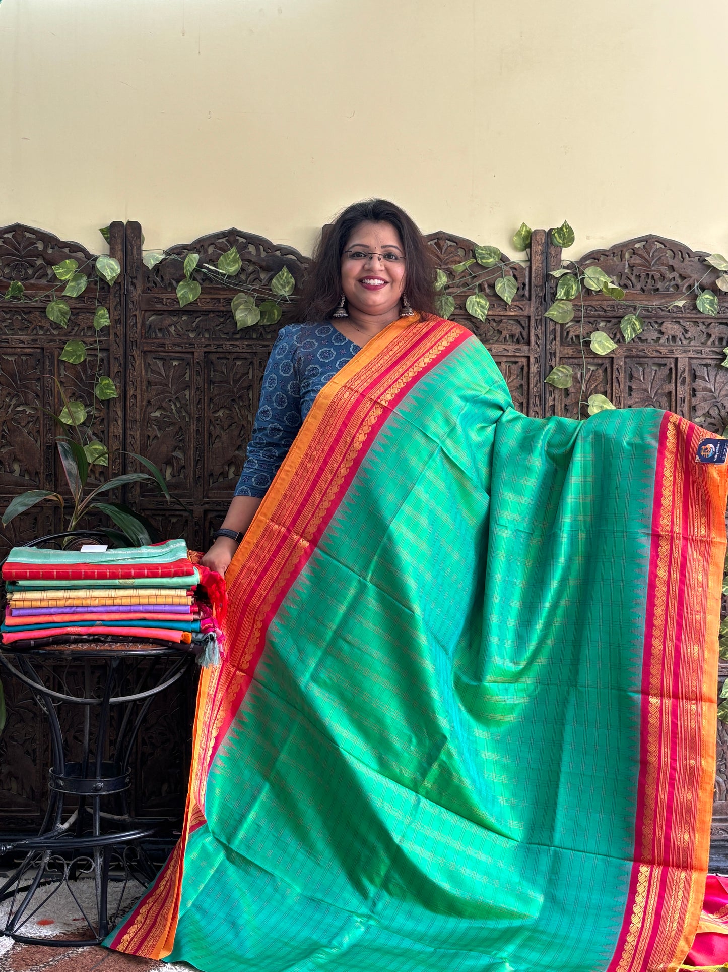 Gadwal Silk Saree Green Colored Complemented With Zari Border. - Sampradaya Designer Studio
