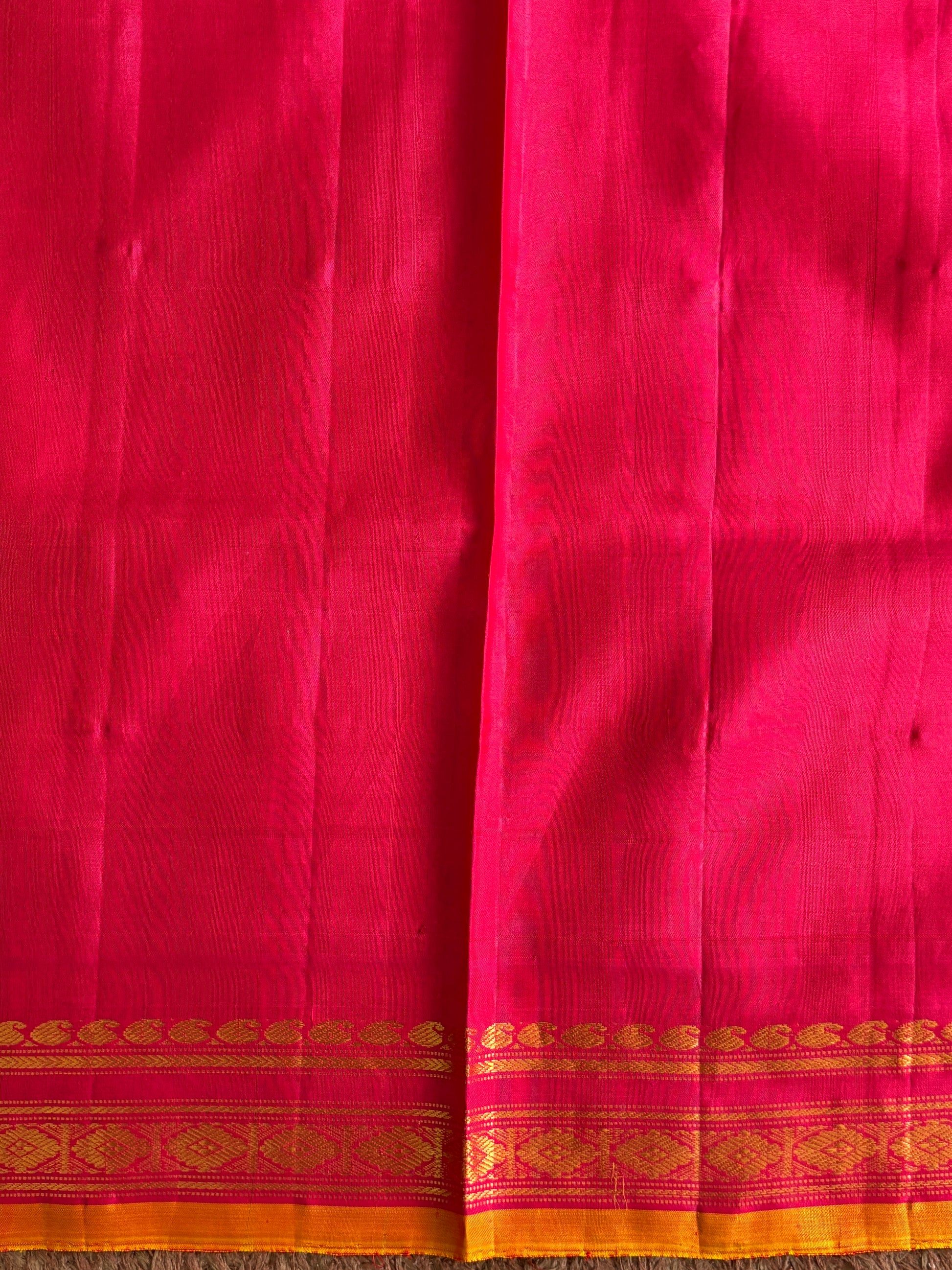 Gadwal Silk Saree Lavender Colored Complemented With  Zari Border. - Sampradaya Designer Studio